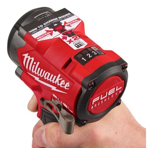 Гайковерт аккумуляторный бесщеточный MILWAUKEE 1/2" (746 Нм) M12 FCIWP12G3-0, с пином (каркас) 4933493457 фото
