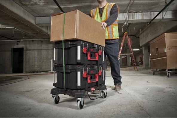 Тележка-платформа MILWAUKEE PACKOUT для перемещения кейсов по ровным поверхностям 4932471068 4932471068 фото