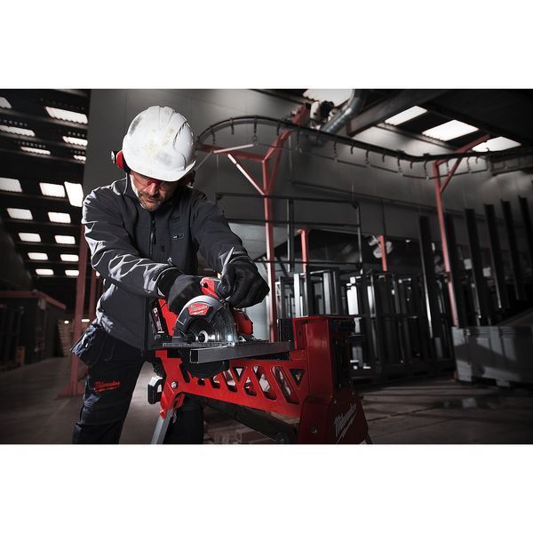 Пила дисковая аккумуляторная бесщеточная по металу MILWAUKEE M18 FMCS-502X &Oslash;150мм (ЗУ+2Х5Ач+HDкейс) 4933459193 фото